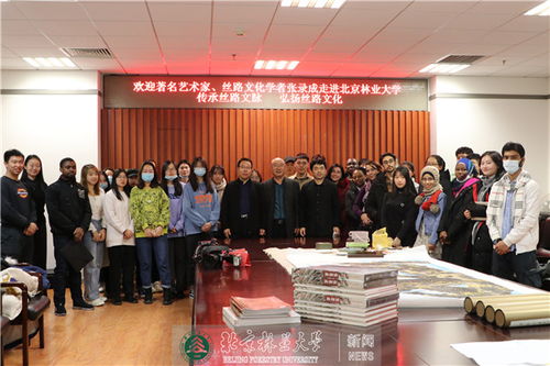 藝術(shù)設(shè)計學(xué)院和國際學(xué)院聯(lián)合舉辦傳統(tǒng)文化藝術(shù)進(jìn)校園活動